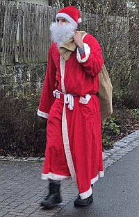 Der Wanderverein erwartet gespannt den Nikolaus