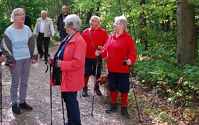 Plausch auf der Wanderstrecke